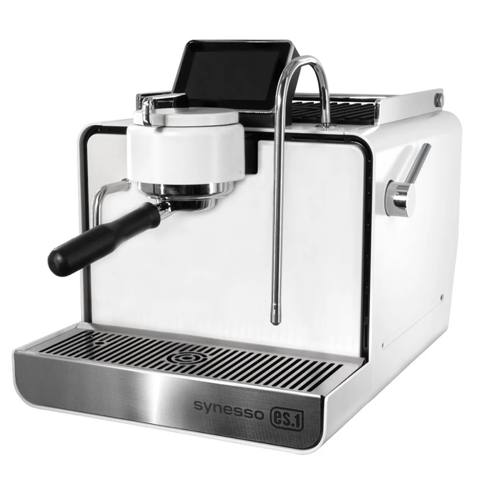 Witte Synesso ES1 espressomachine, vooraanzicht